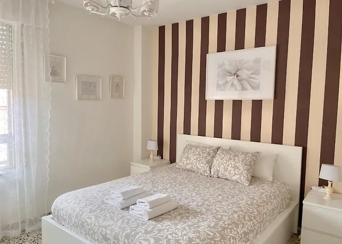 En Capital Centrico Con Garaje Roberto Апартаменты